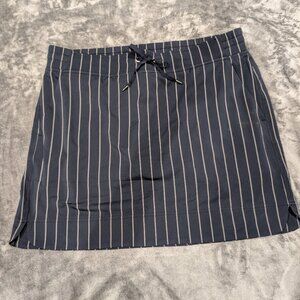 Athleta navy striped Midtown Skort